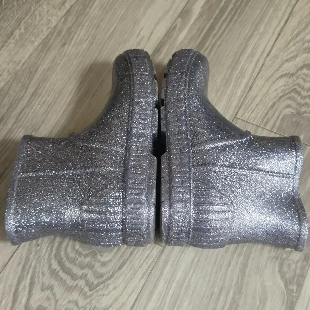 US 5 Ugg Silver Glitter Rain Booties Womens